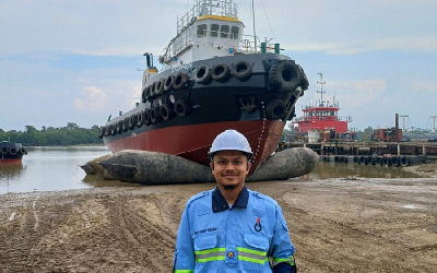 Jingga Langit Tenggara, dari Bangku Kuliah Teknik Perkapalan ke Kursi Direktur Operasional di Industri Maritim